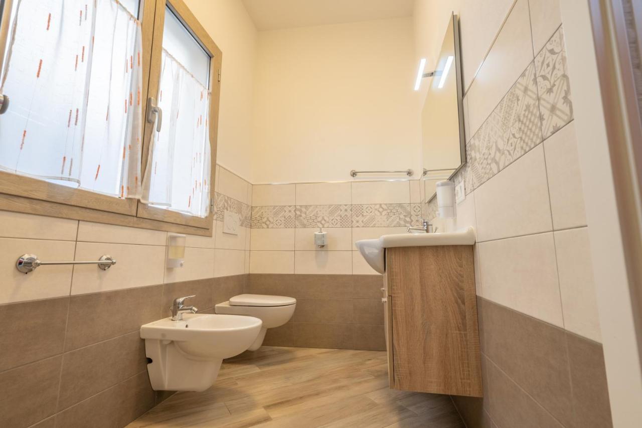 Domoblu Camere In Centro Tortolì Εξωτερικό φωτογραφία