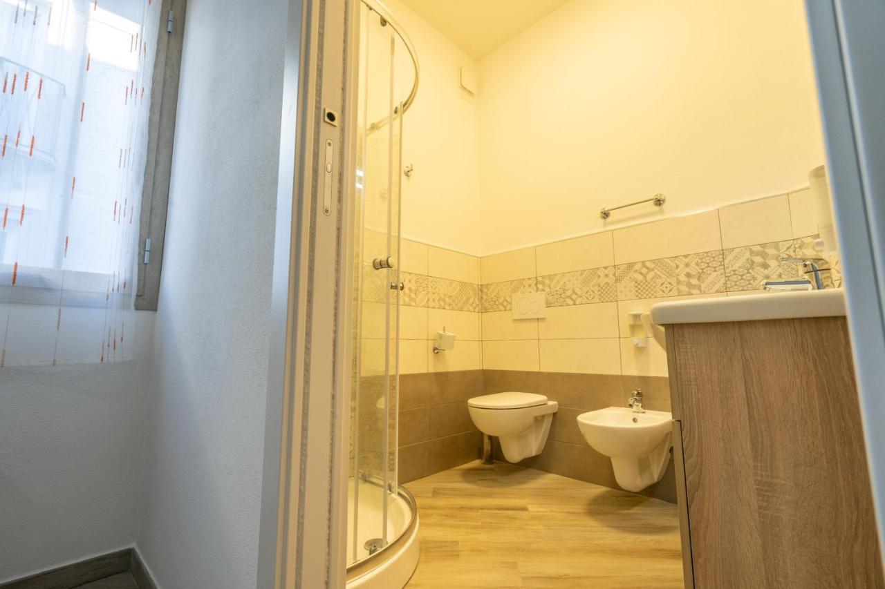Domoblu Camere In Centro Tortolì Εξωτερικό φωτογραφία