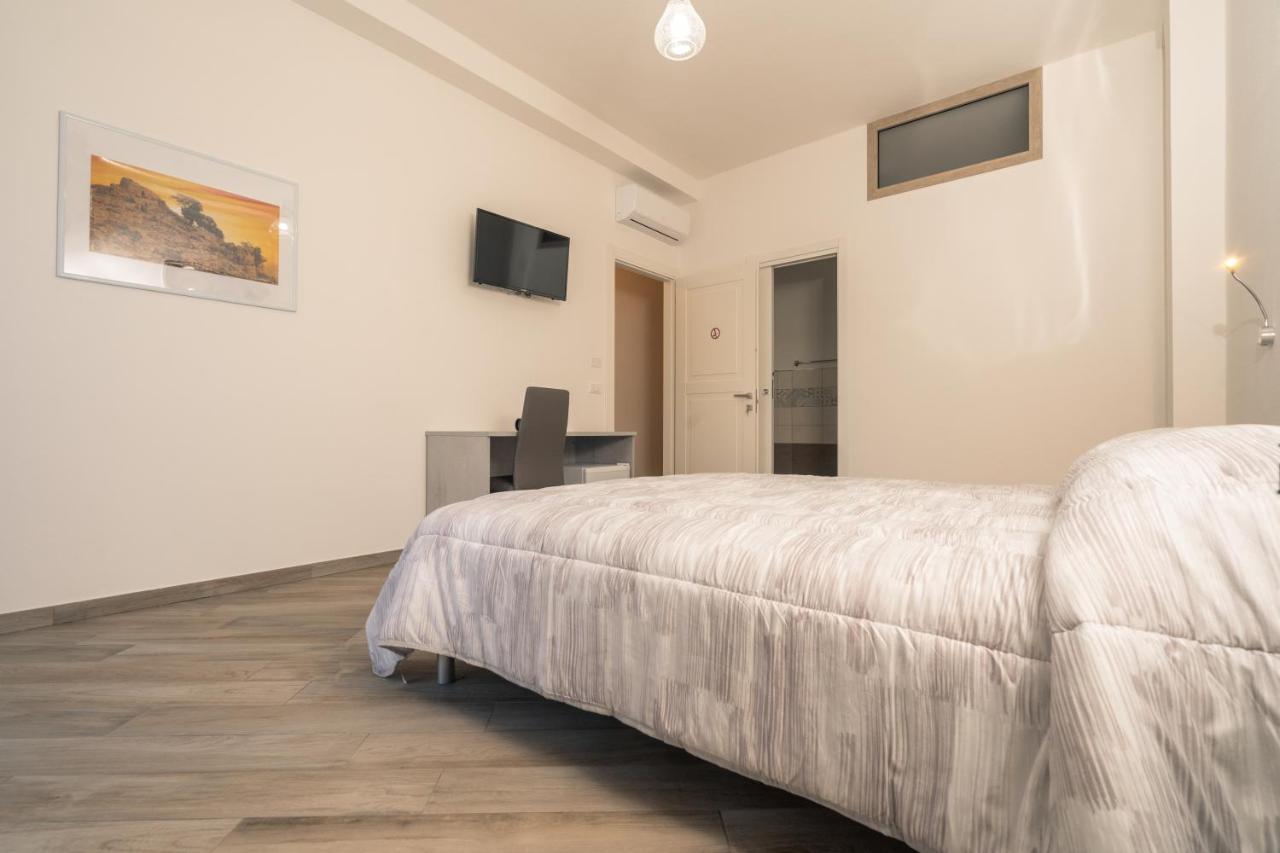 Domoblu Camere In Centro Tortolì Εξωτερικό φωτογραφία